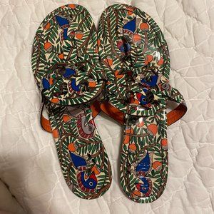 Tory Burch Miller Peacock Wild Bird Patent Leather Sandals Shoes Size 8.5